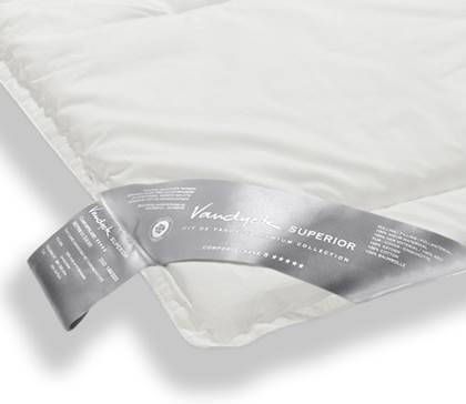 Vandyck Fibersoft solo dekbed van katoensatijn met vulling van holle polyestervezels